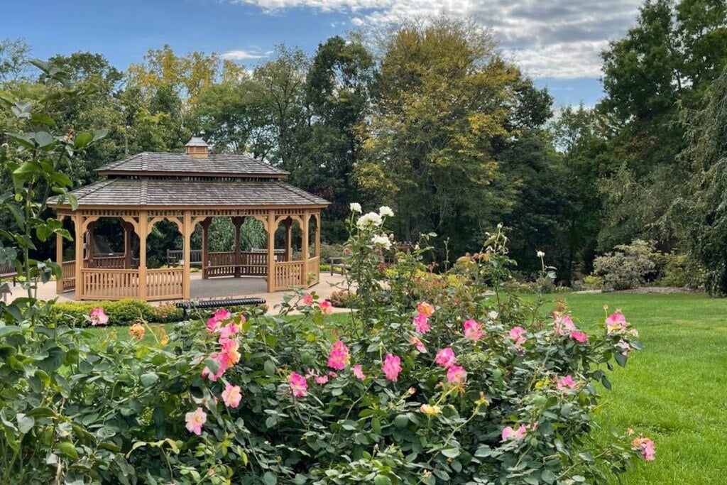 Dubuque Arboretum and Botanical Gardens